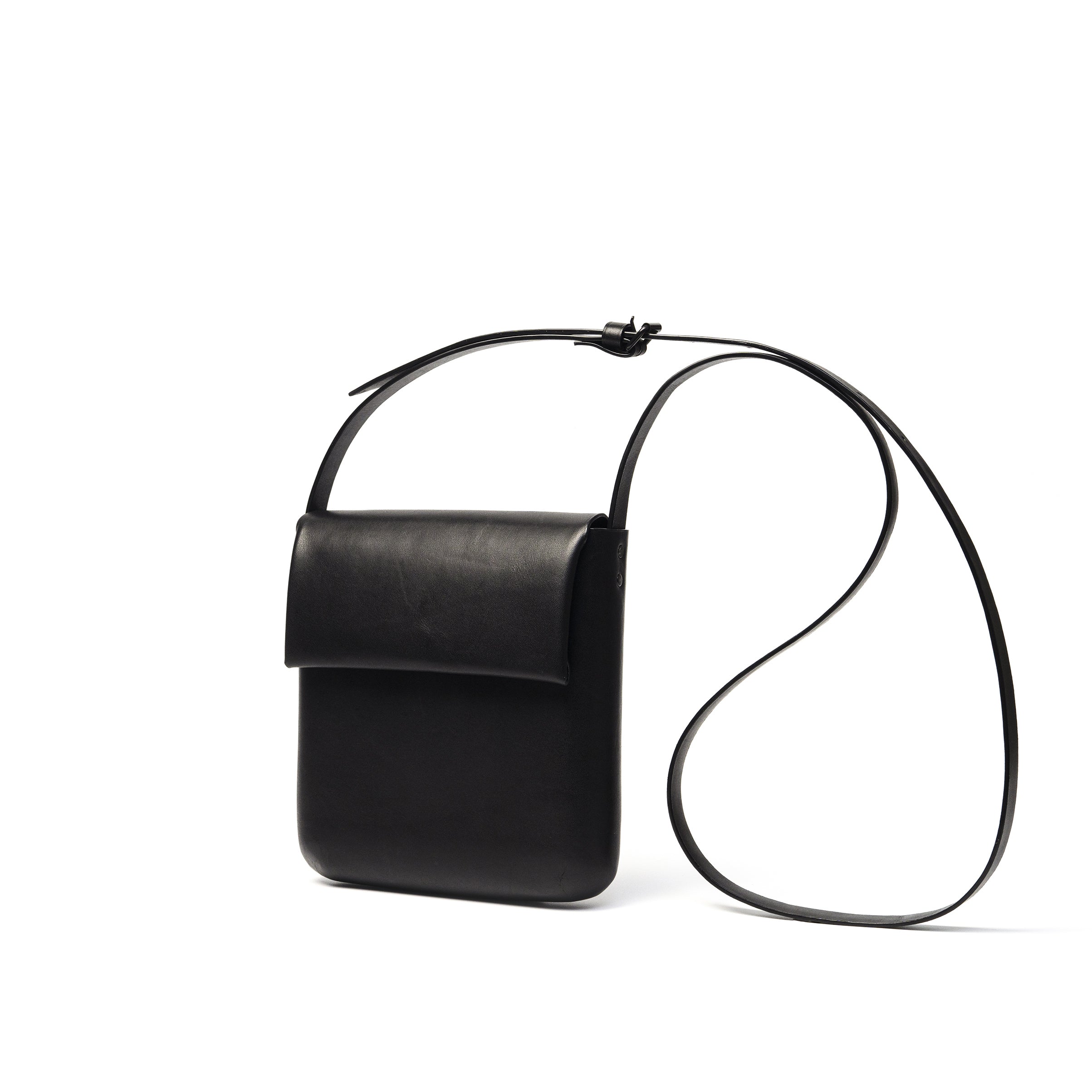 ARC - MOLDED POUCH