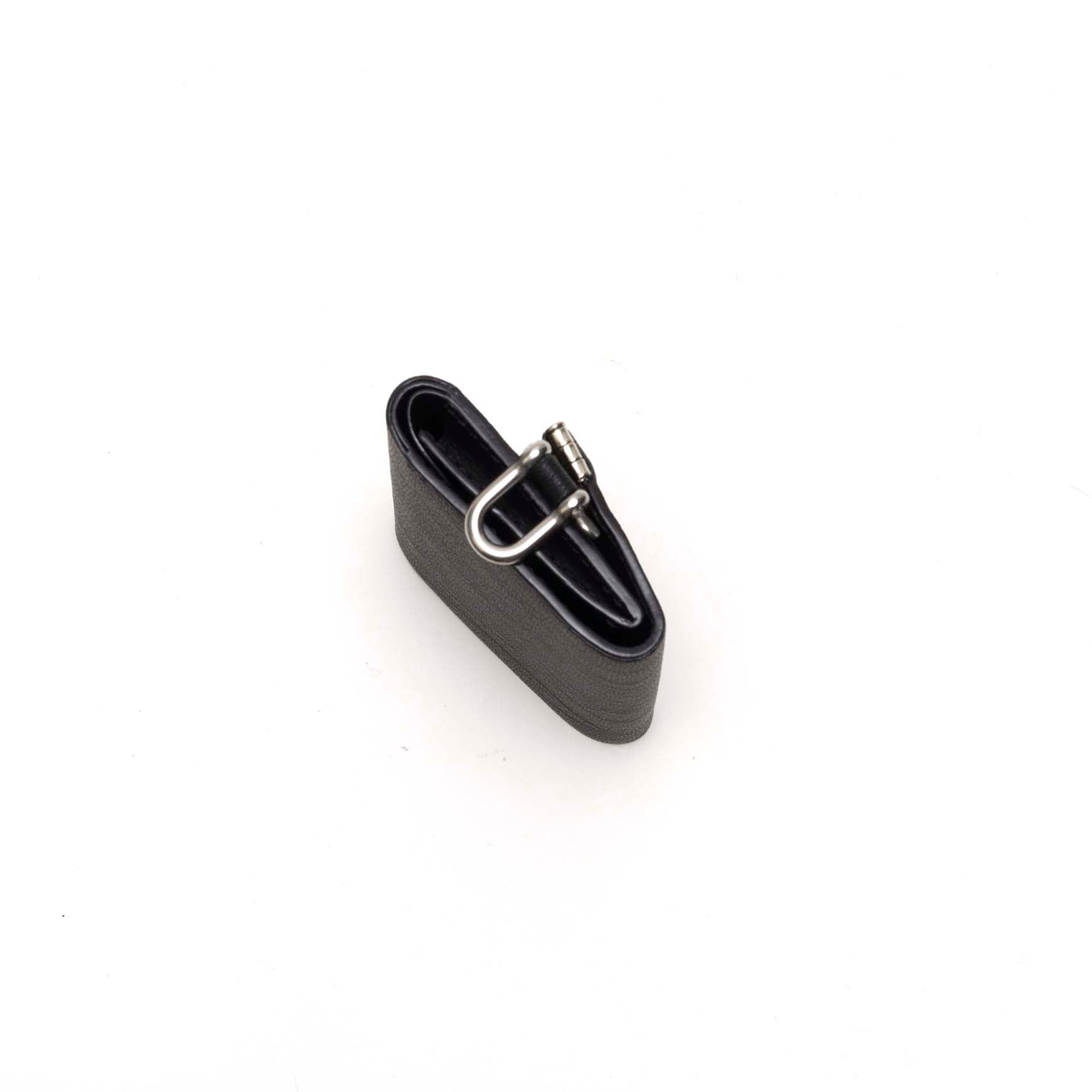 DERRICK - SHACKLE TRIFOLD WALLET