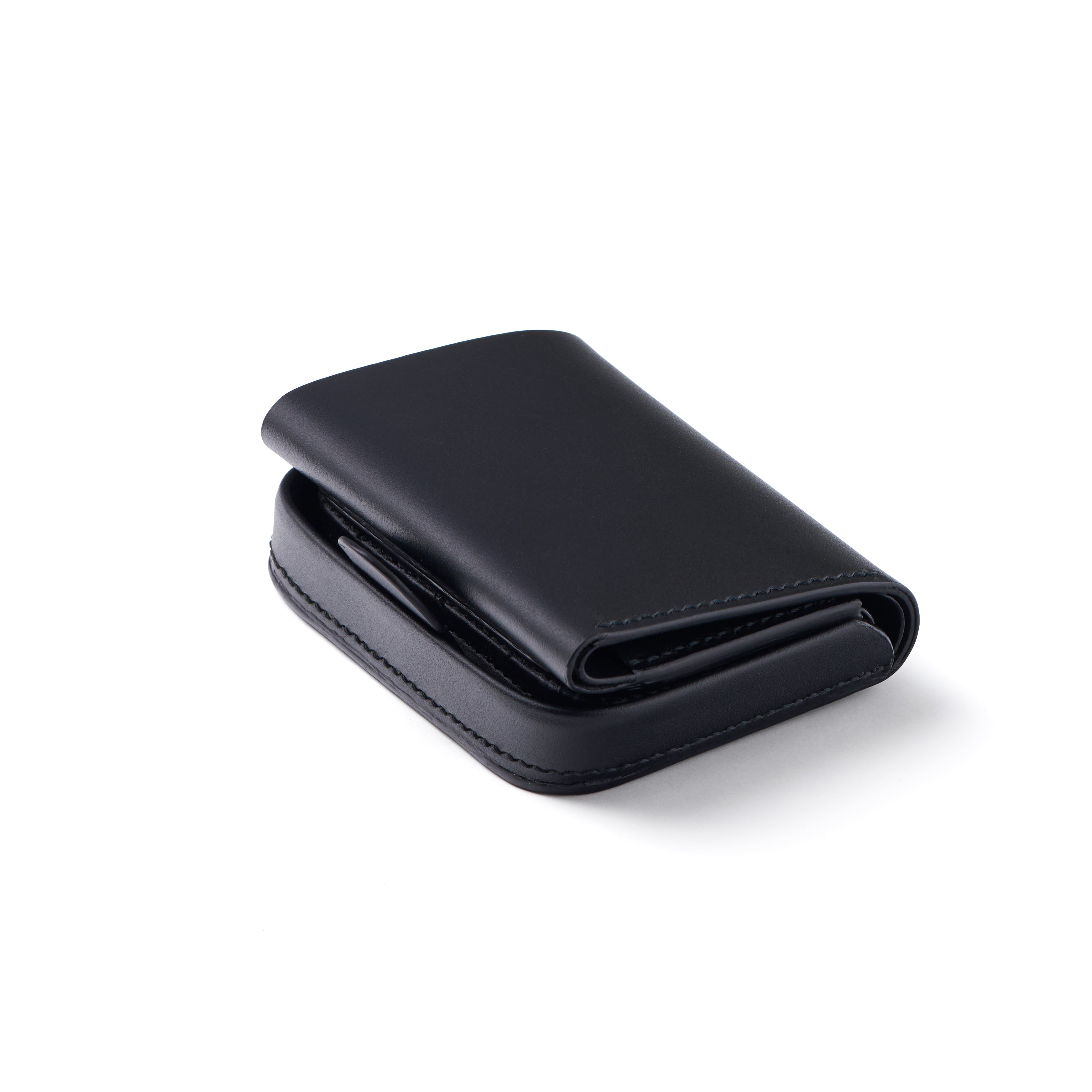 BUCKS - BOX STITCH TRIFOLD WALLET